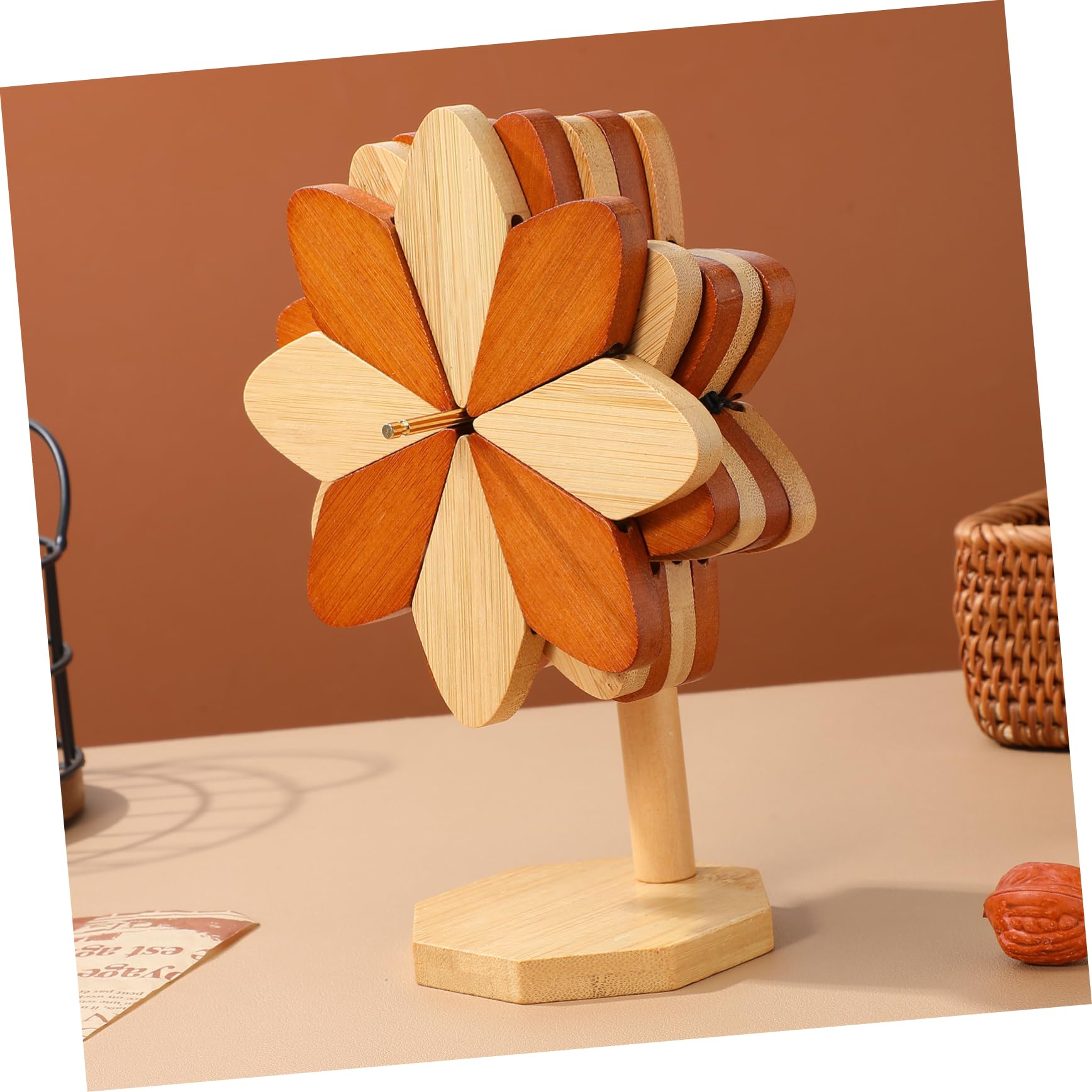 Expandable Trivet Set with Storage Stand